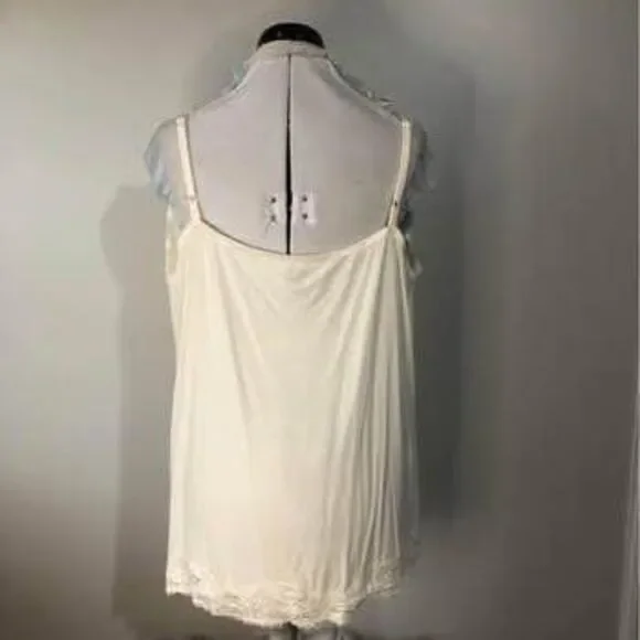 3X size 26/28 Avenue cream Tank Top Cami Lace pit-pit=24” length=26”-30”C5636 - Picture 2 of 5